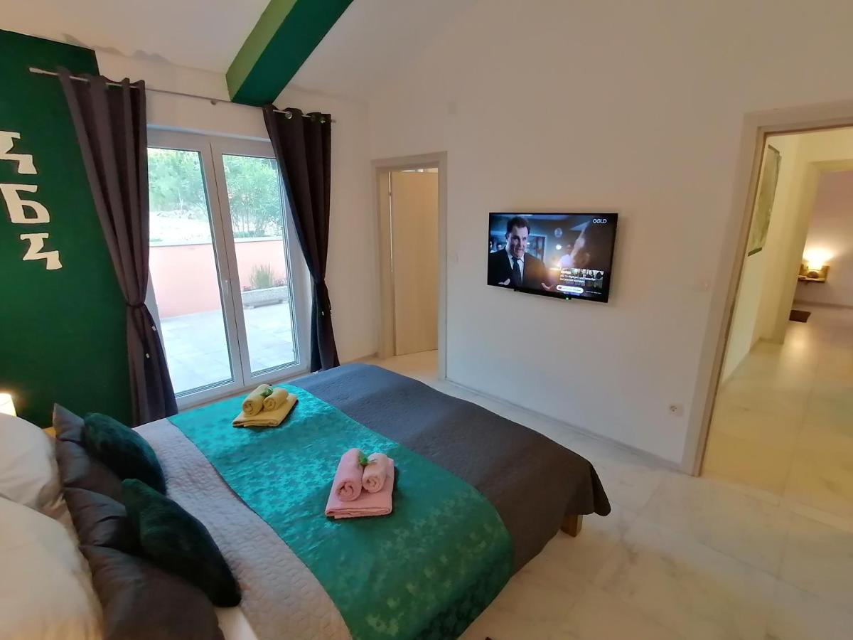 The Forest House Krk 2 Kras Bagian luar foto